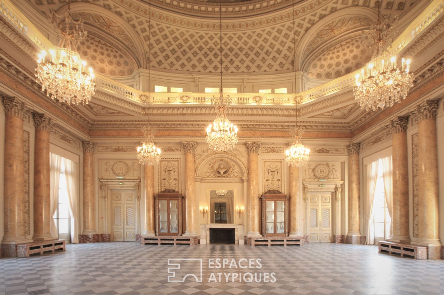 18th century neoclassical palace