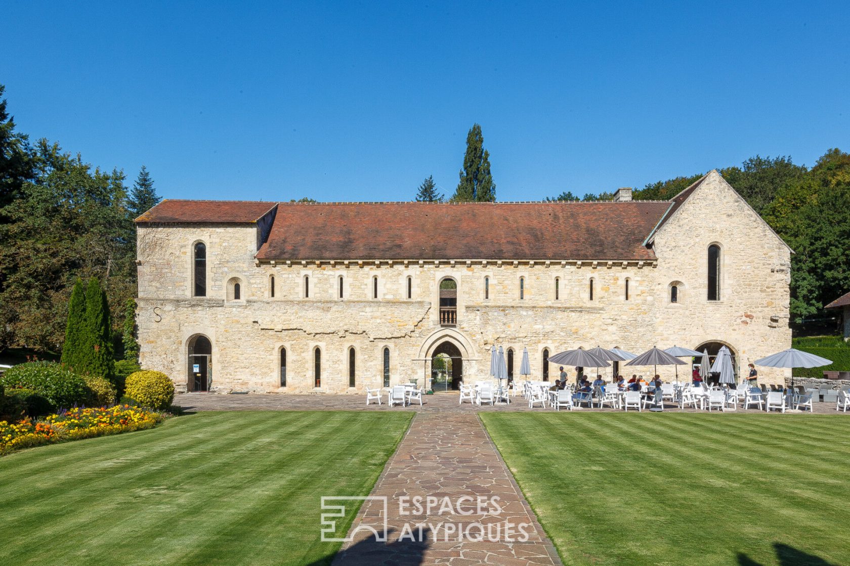 Estate with Golf