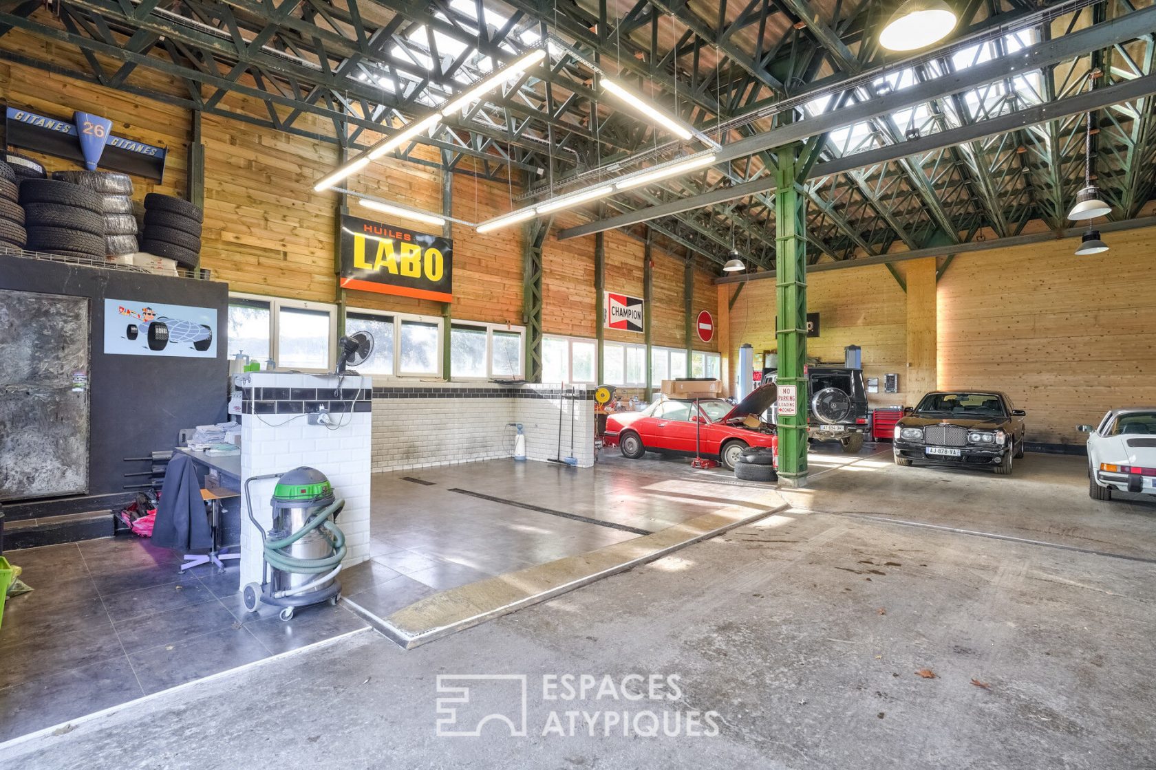 The classic car space