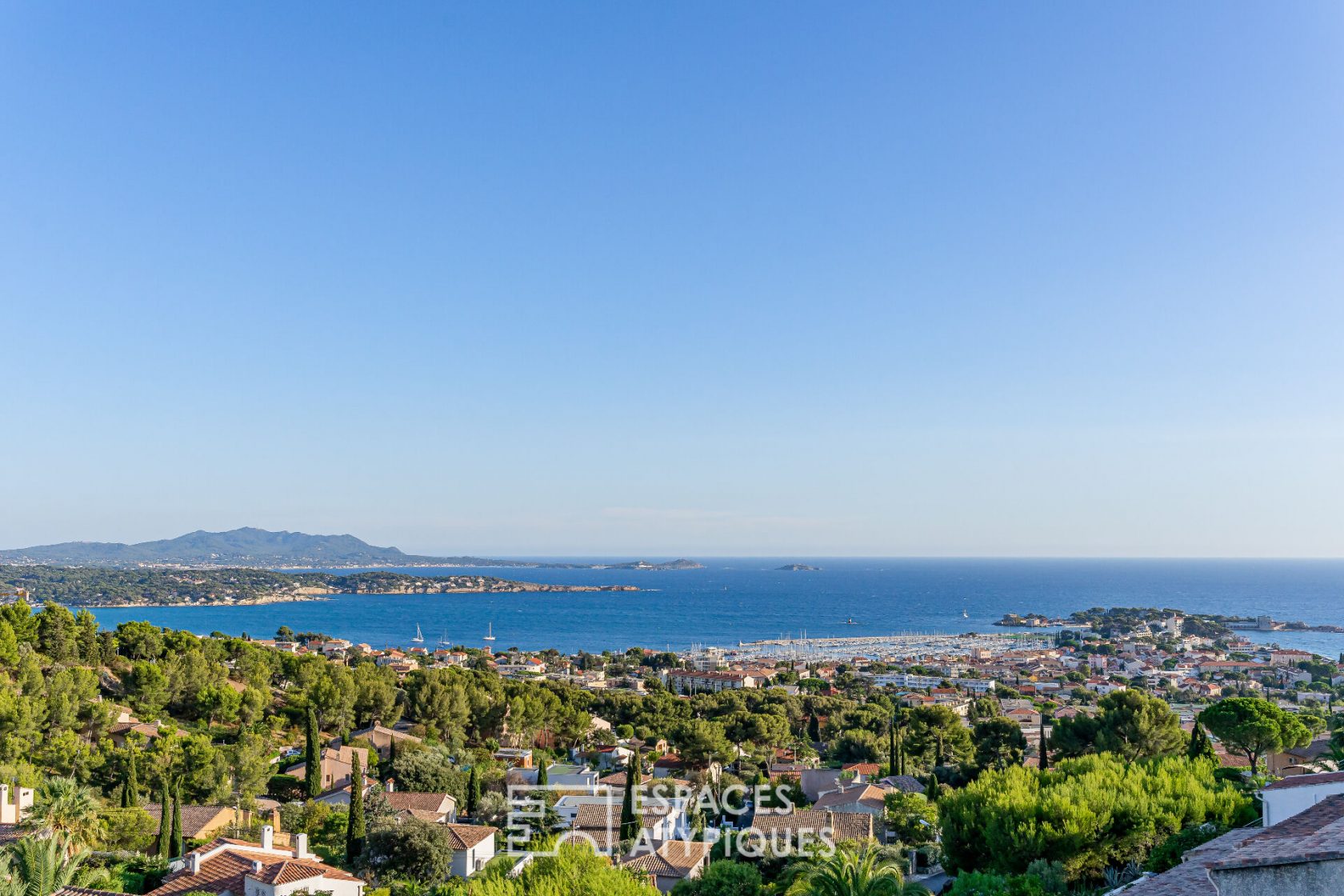 Villa incroyable avec vue mer