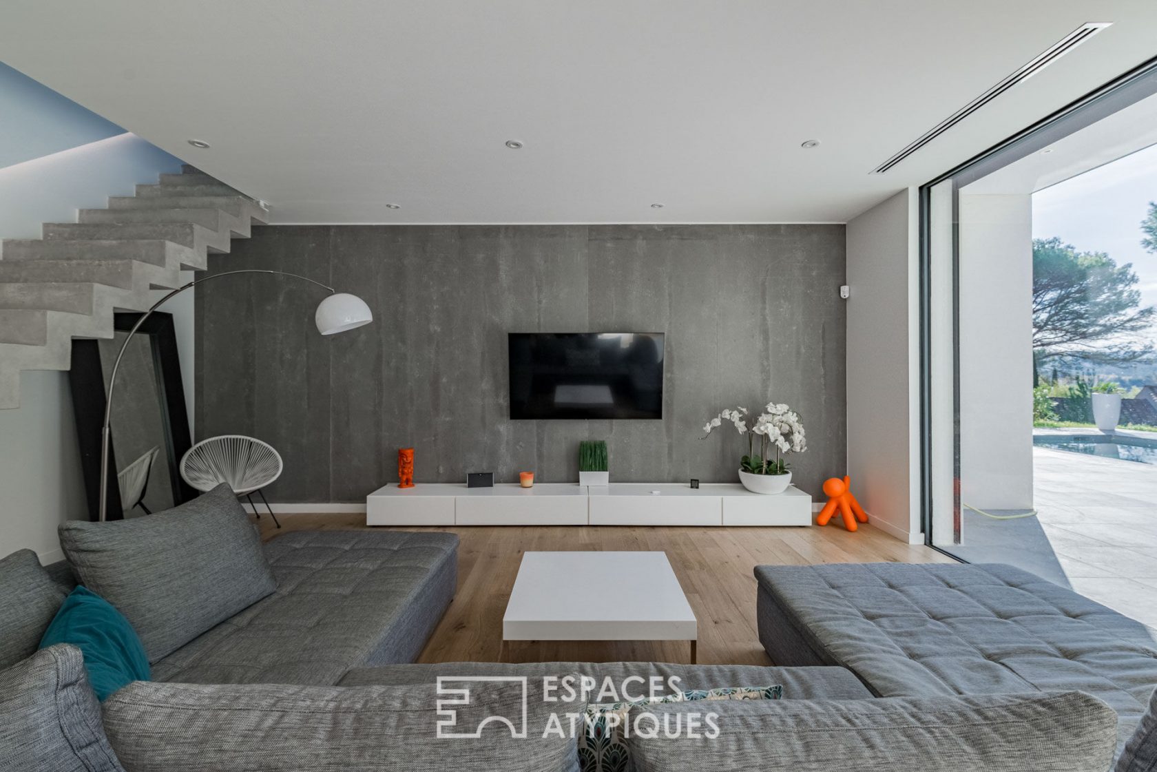 Contemporary architect’s house with view on pine forest
