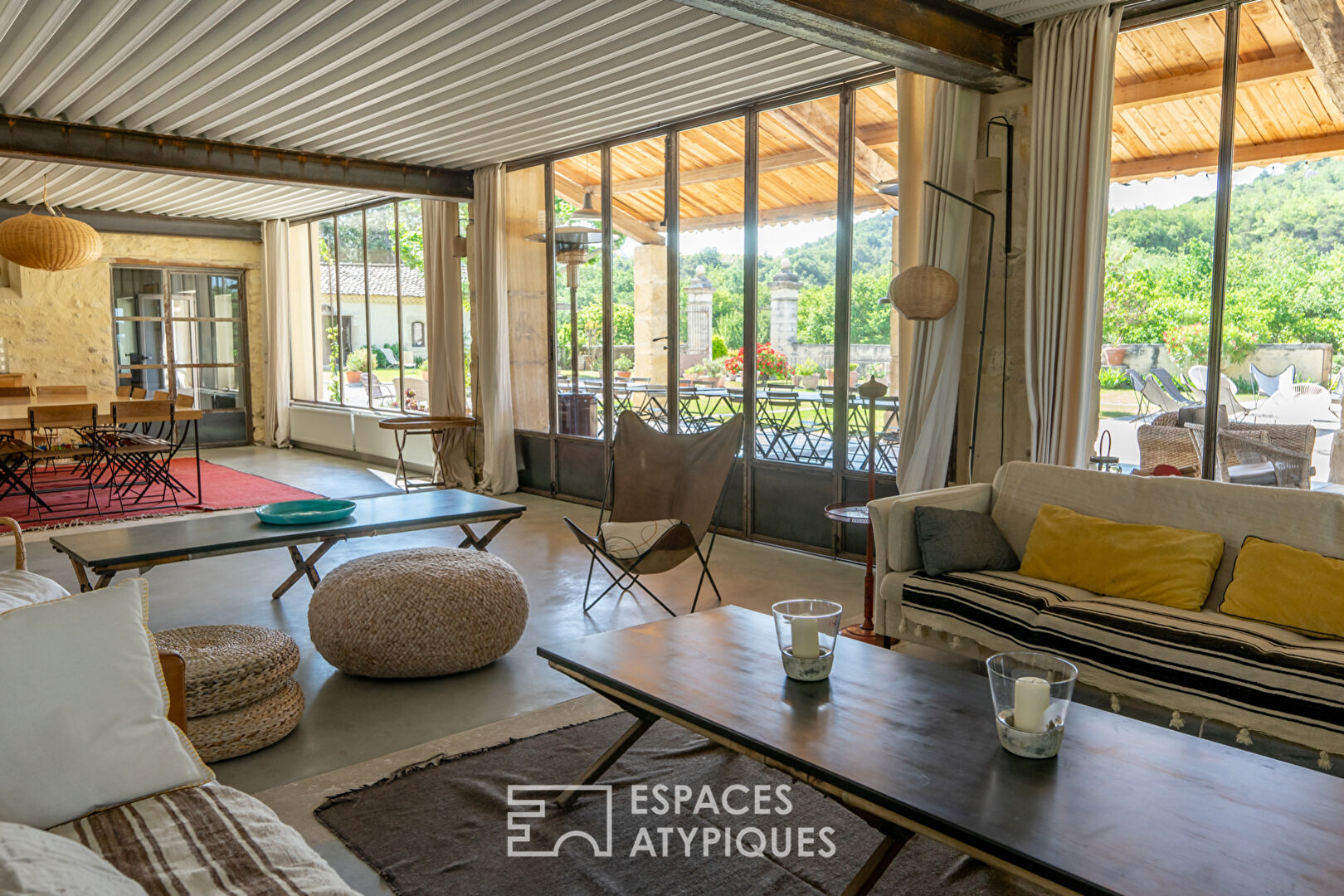 Mas de m house in the vineyards