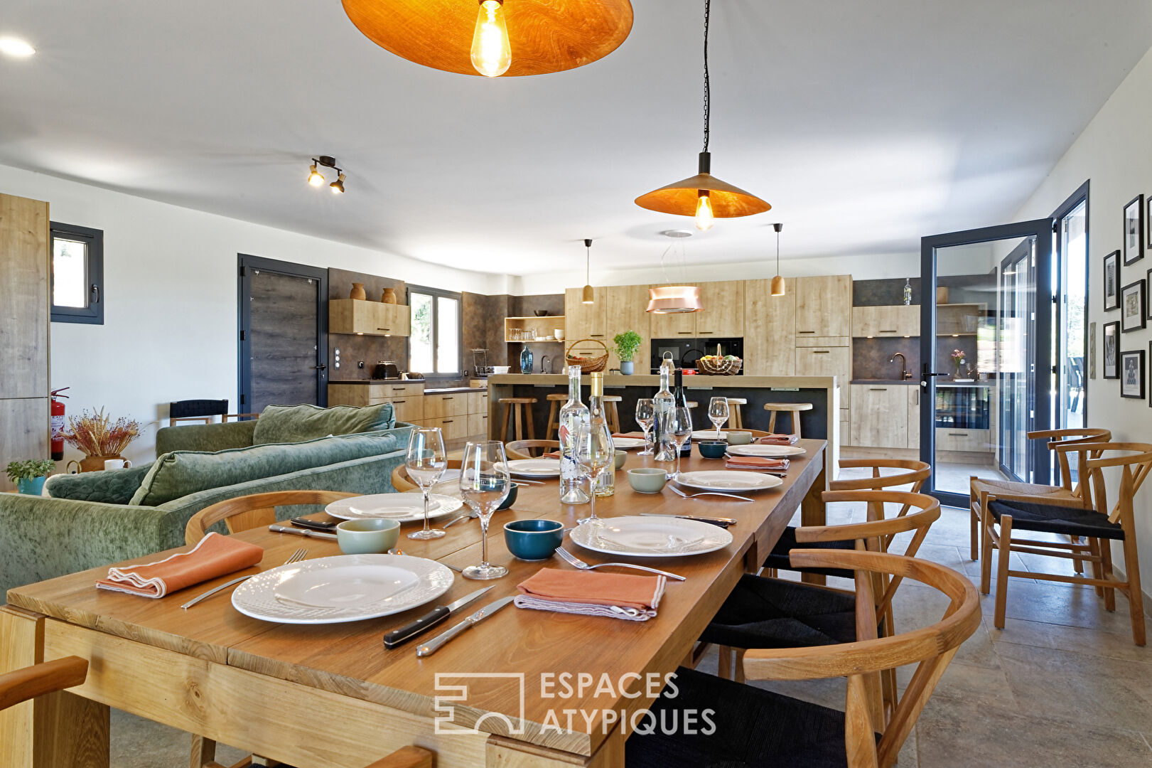 Provencal domain full of charm