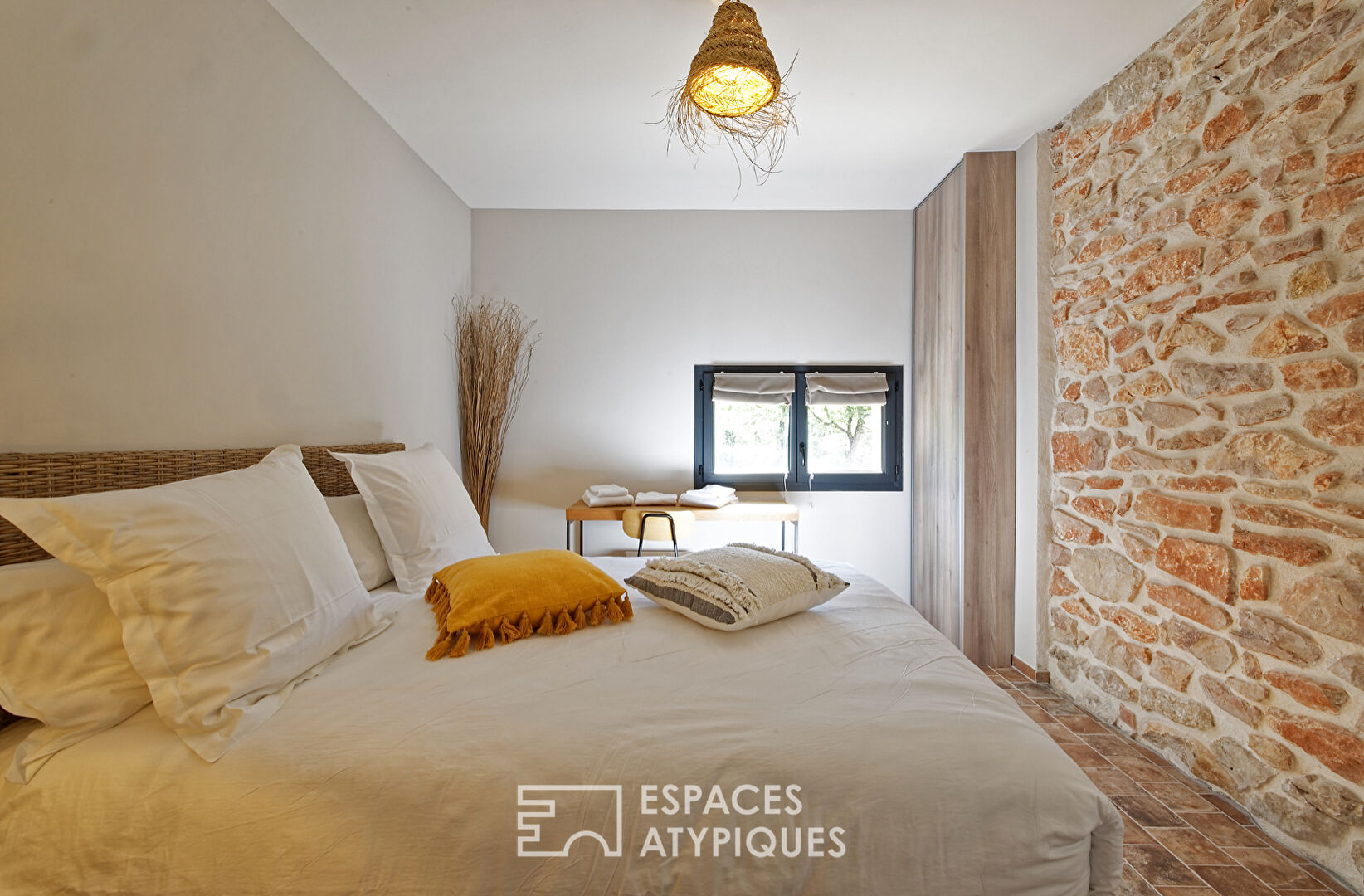 Provencal domain full of charm