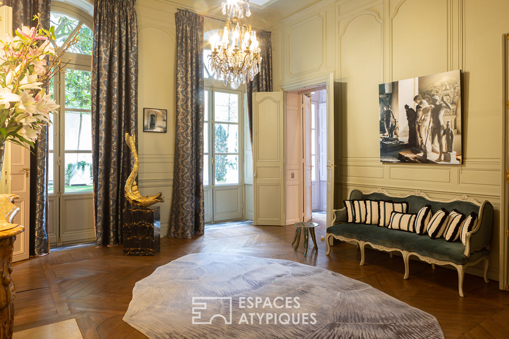 Private mansion interior design