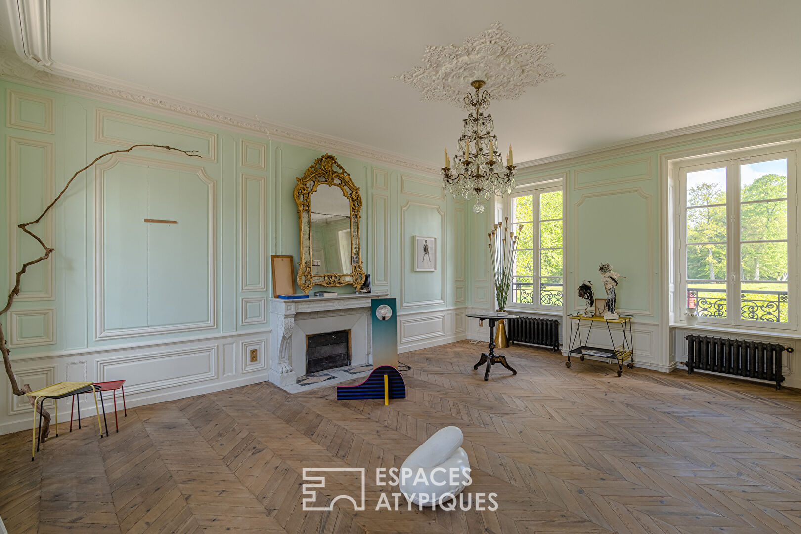 The Elegant Castle