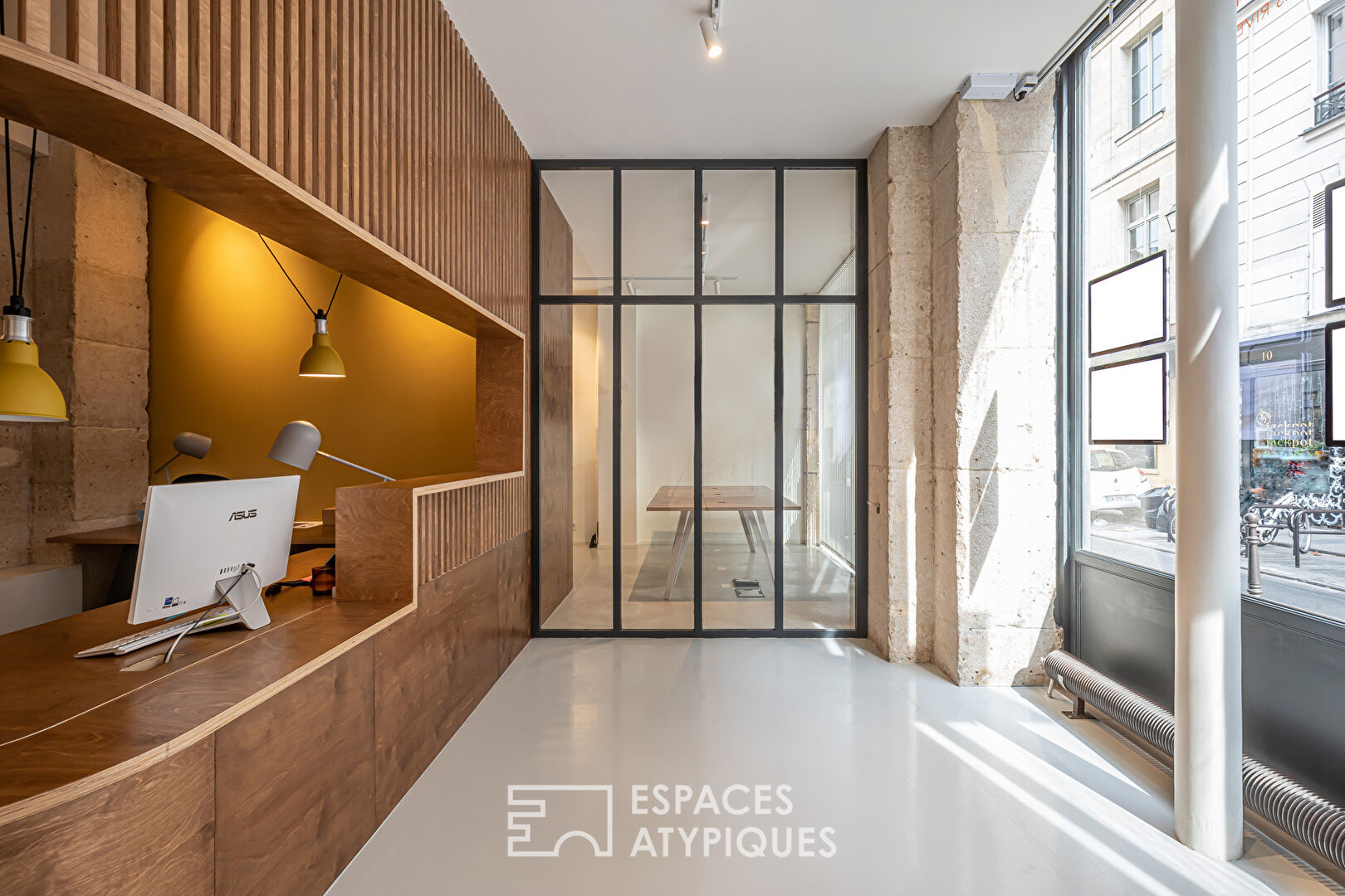 Espaces Atypiques in the Marais