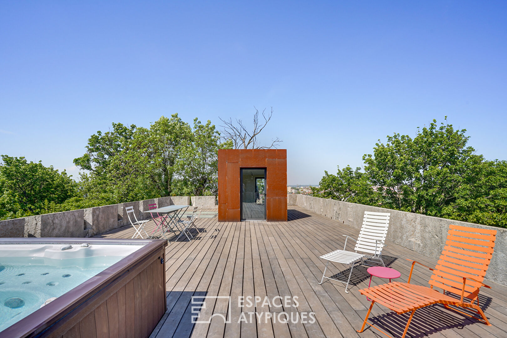 Military bastion renovated by an architect