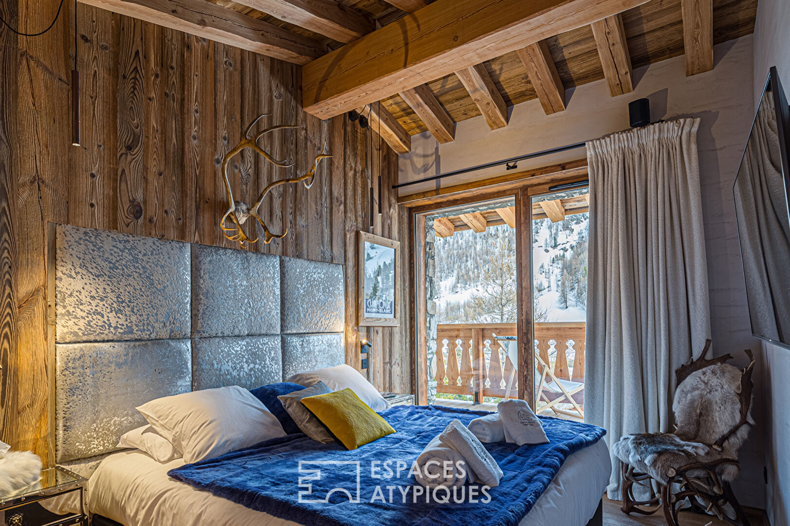 Mountain View Luxury Chalet 2