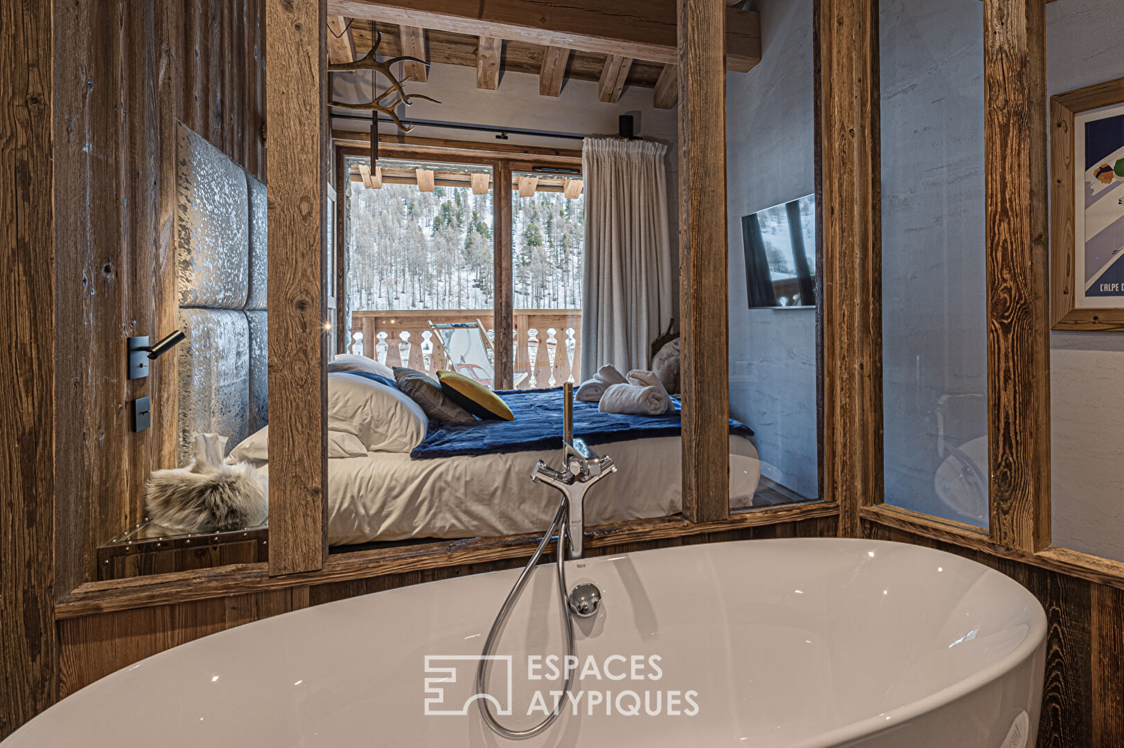 Mountain View Luxury Chalet 2