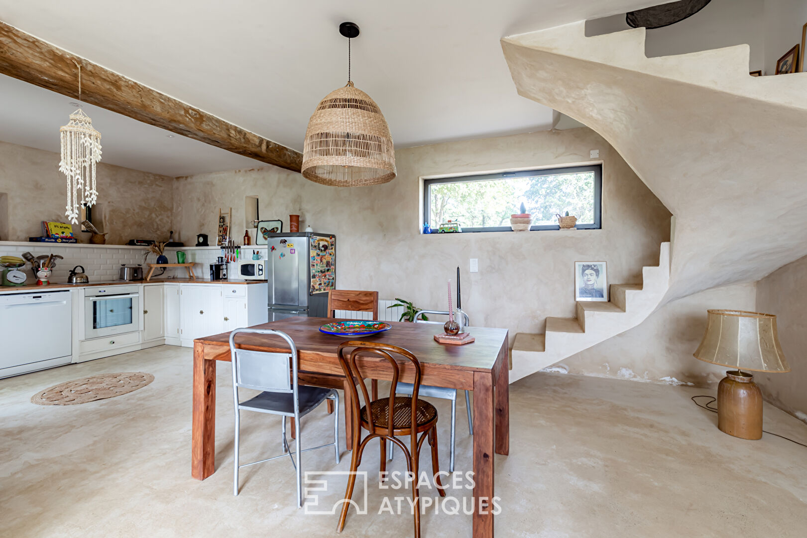 Beige lime house