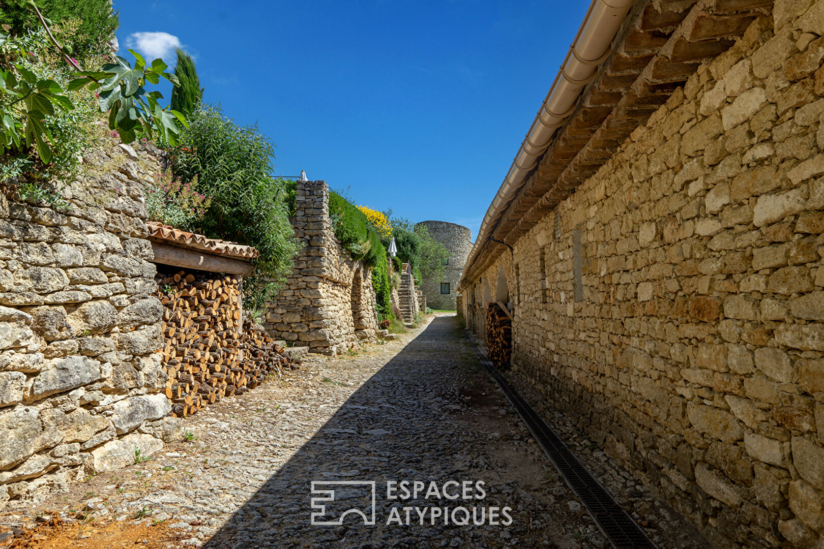 The hamlet of Luberon