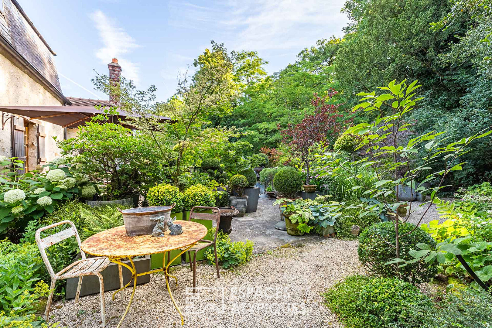 The gardens and his country house