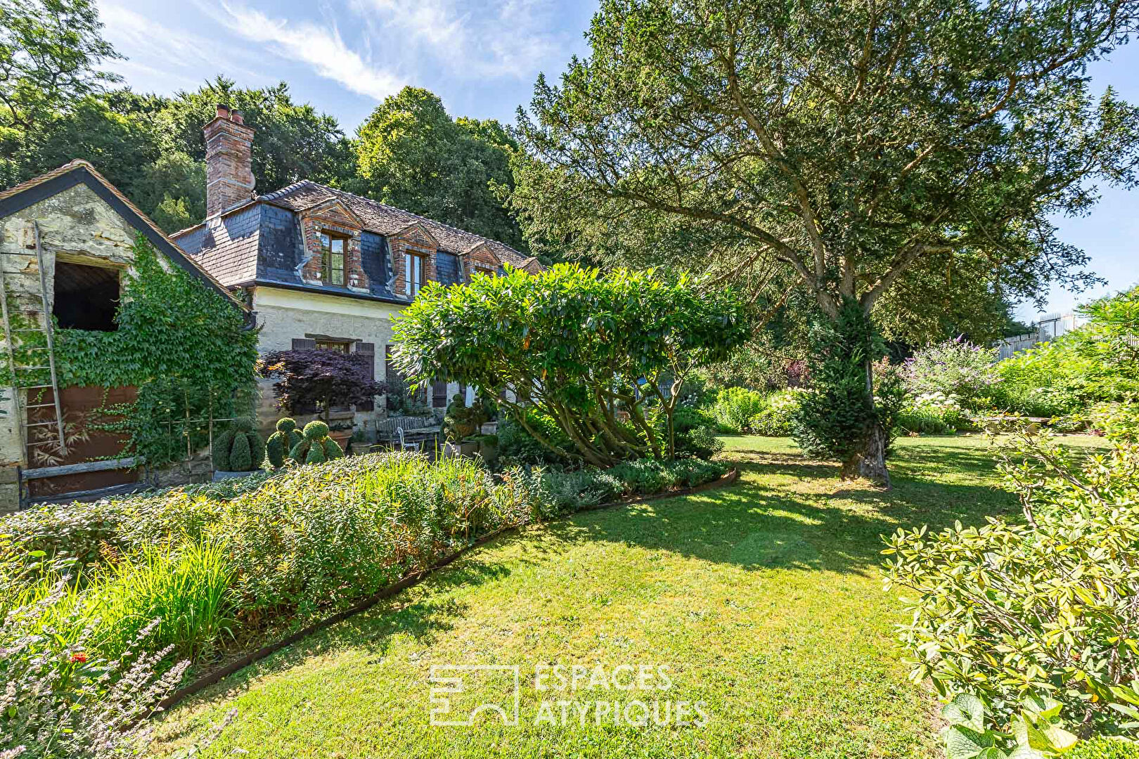 The gardens and his country house