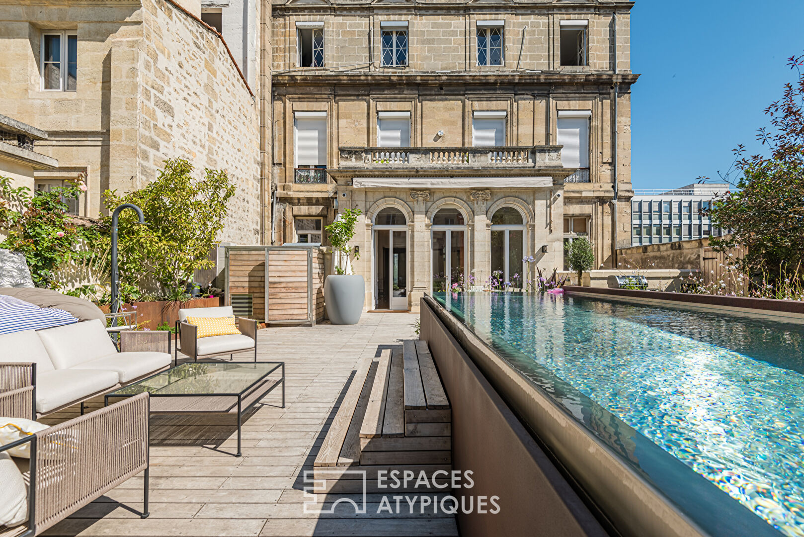 Hôtel w