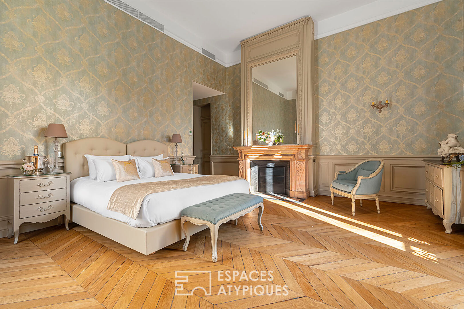 An exceptional romantic estate