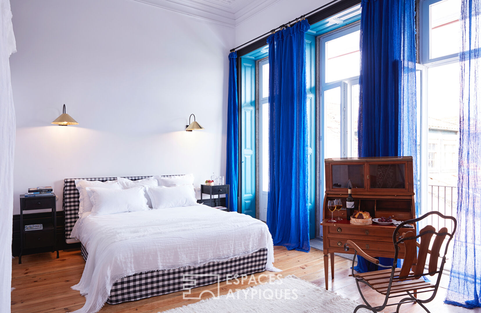 Store-Hotel Le coq