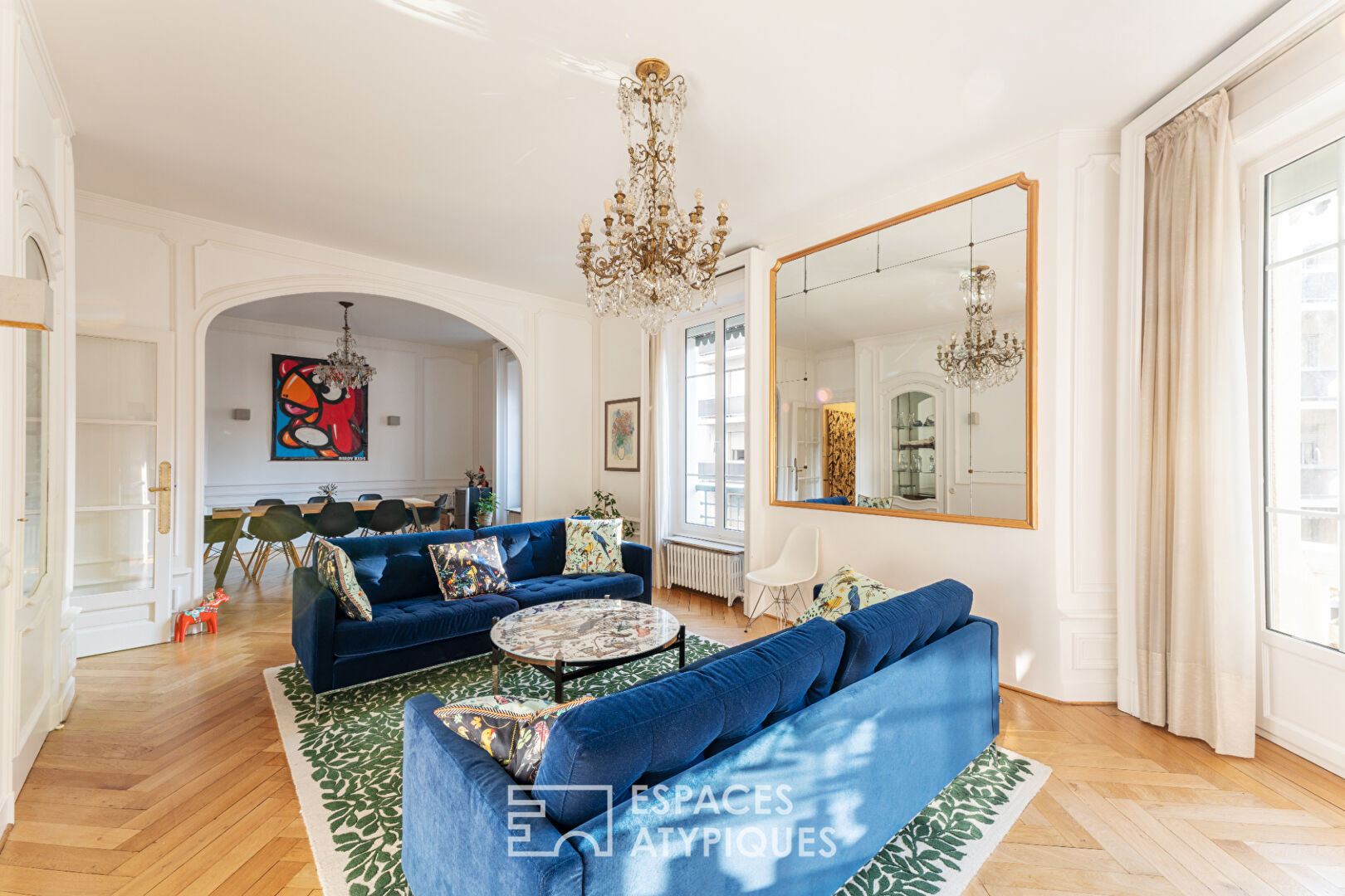 Haussmannian apartment in the center of Lyon