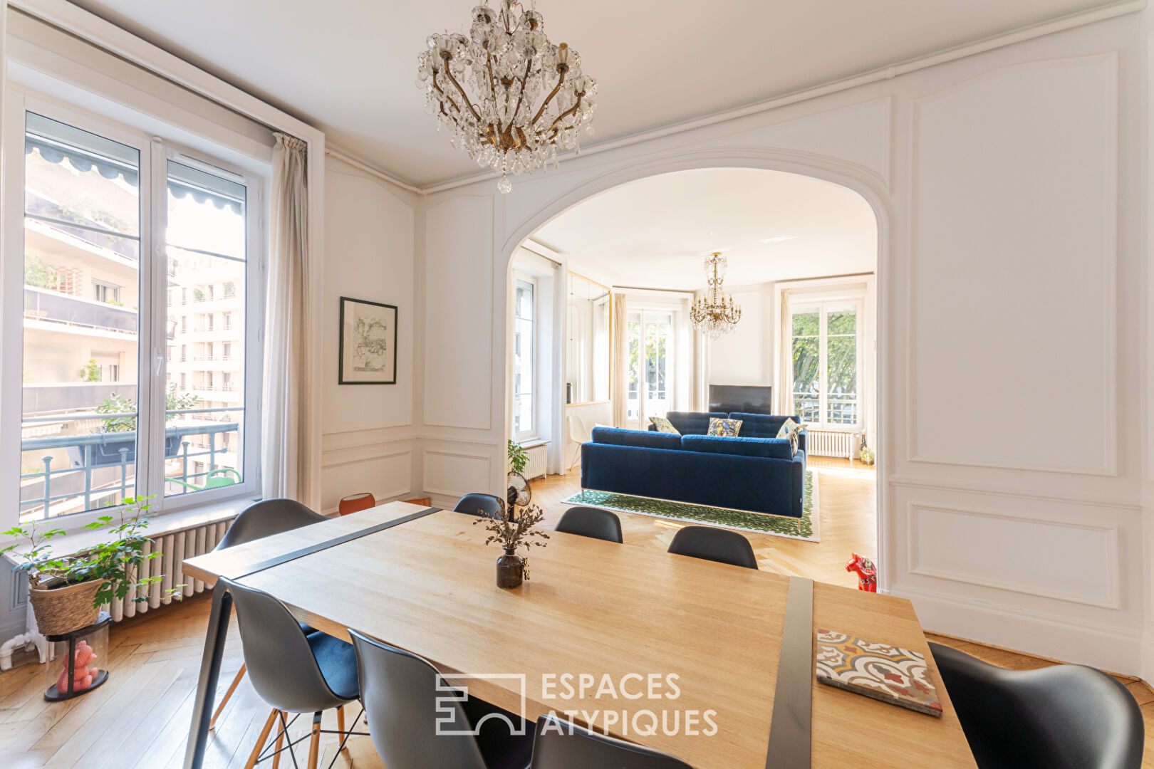 Haussmannian apartment in the center of Lyon