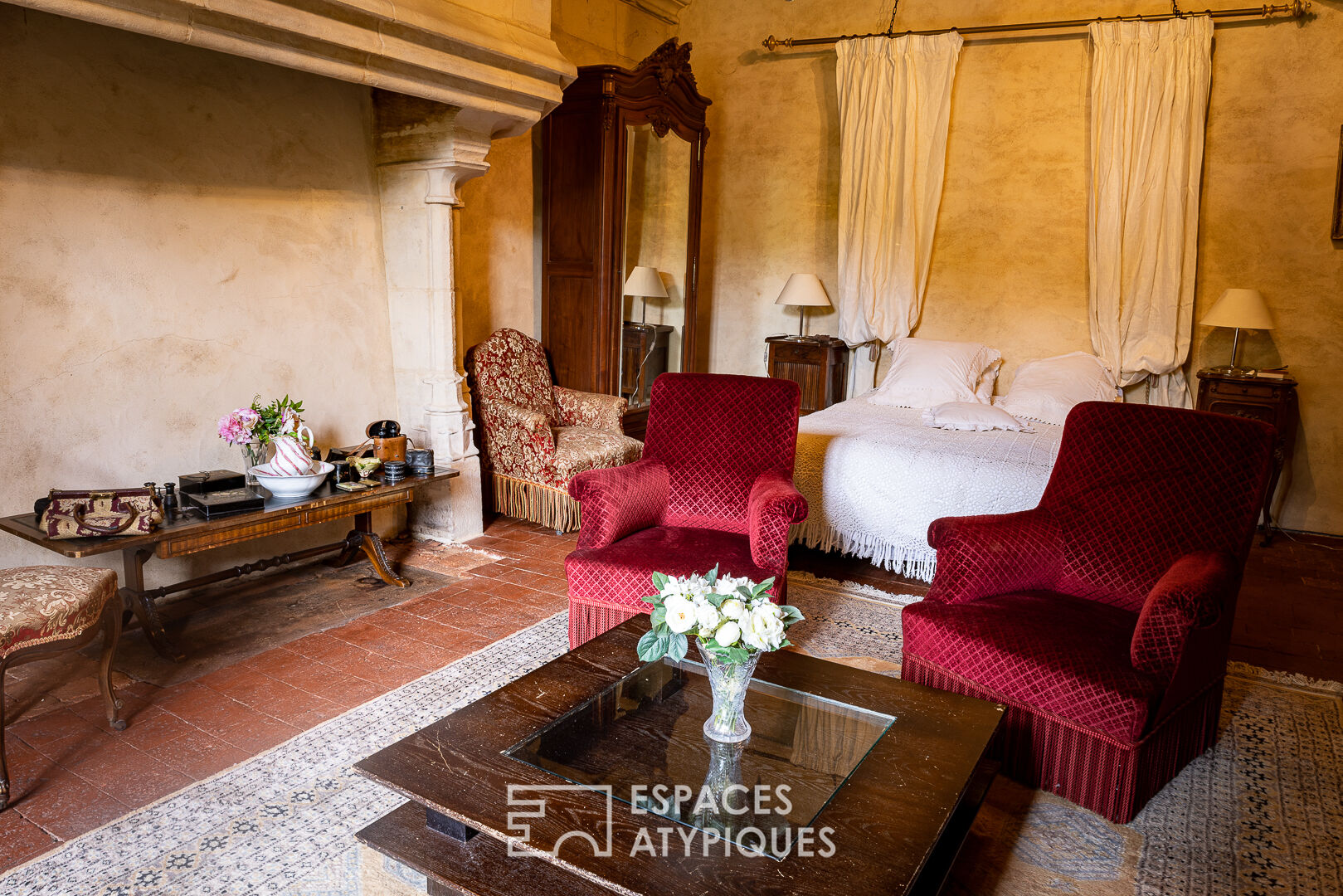 Château moyen-âge avec charme renaissance