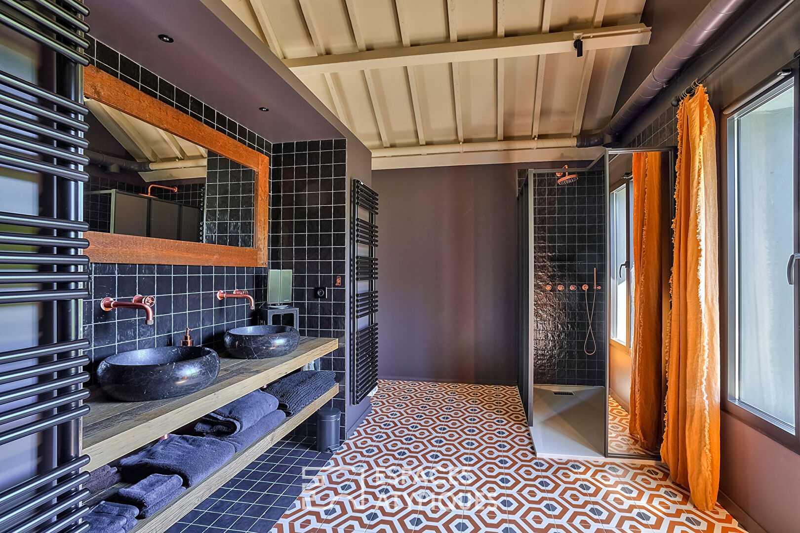 Loft avec piscine