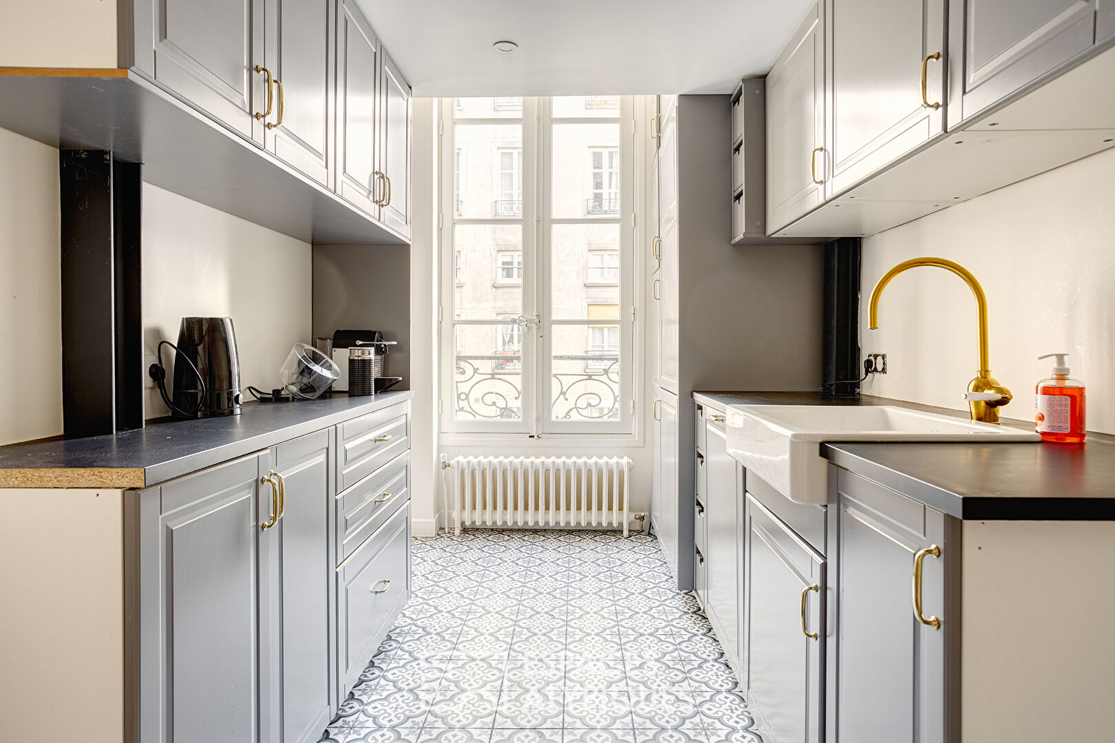 Very elegant classic space