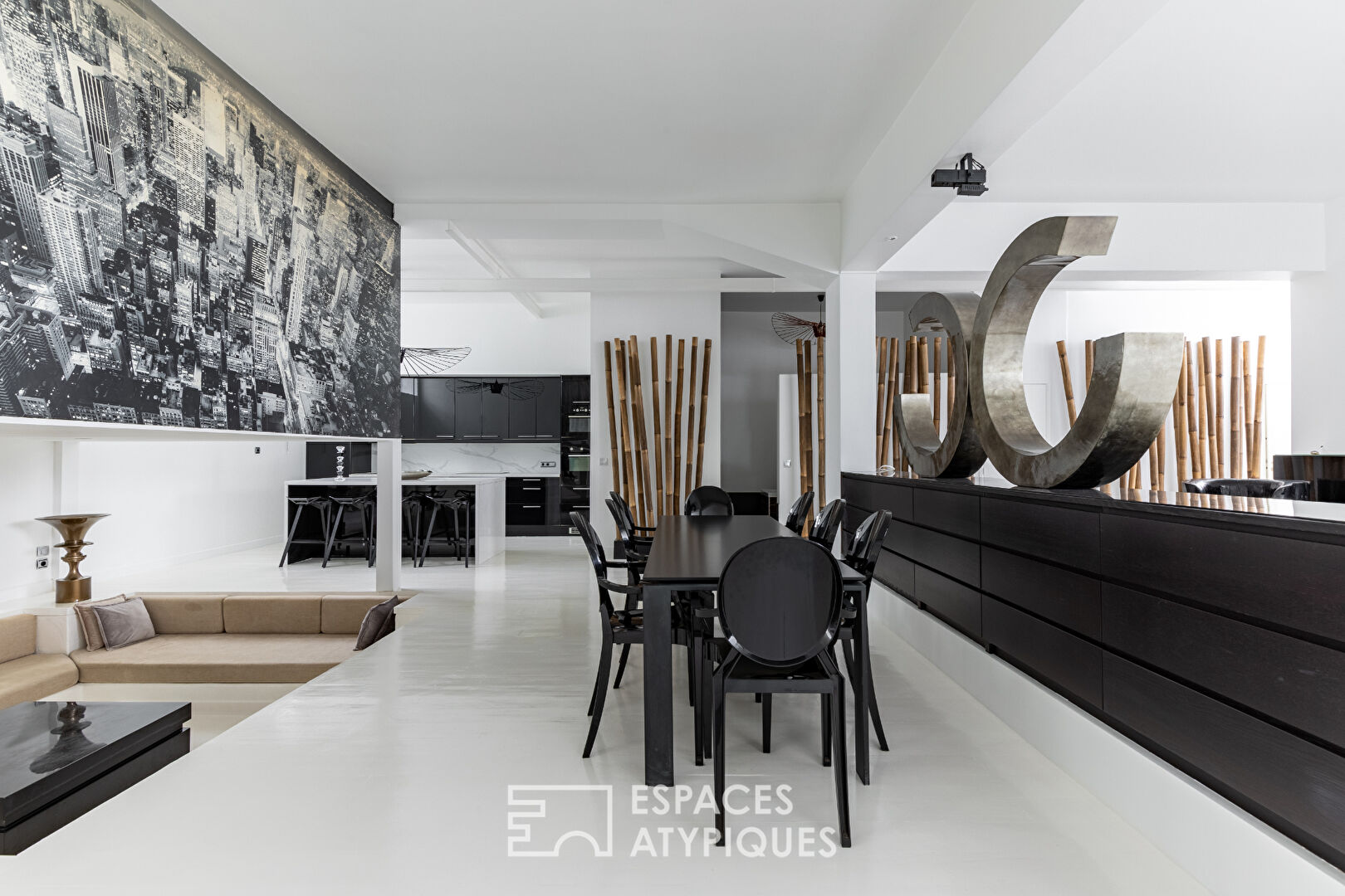 White and design loft