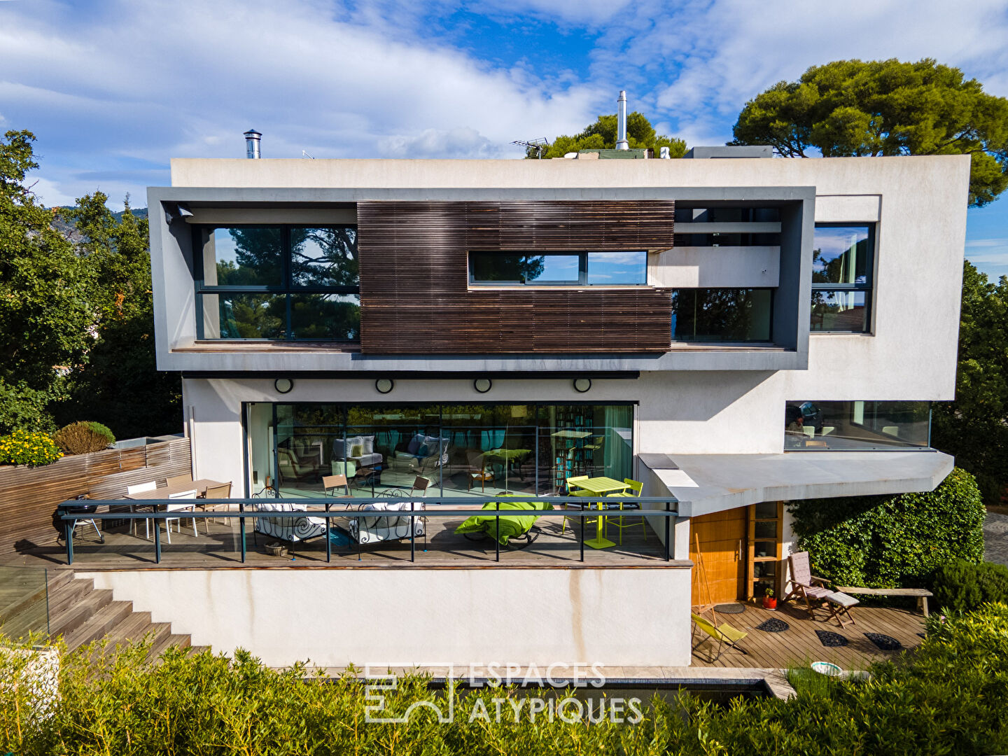 Contemporary architect villa with swimming pool
