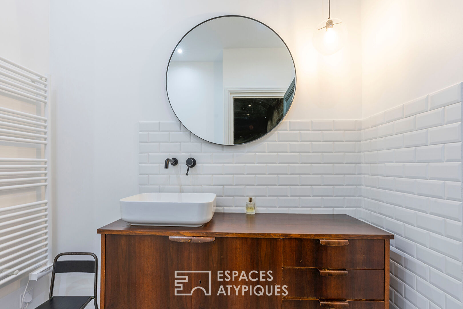 Haussmannian apartment with contemporary decoration