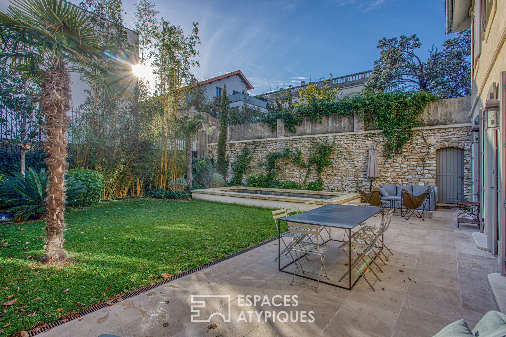 Maison bourgeoise avec piscine