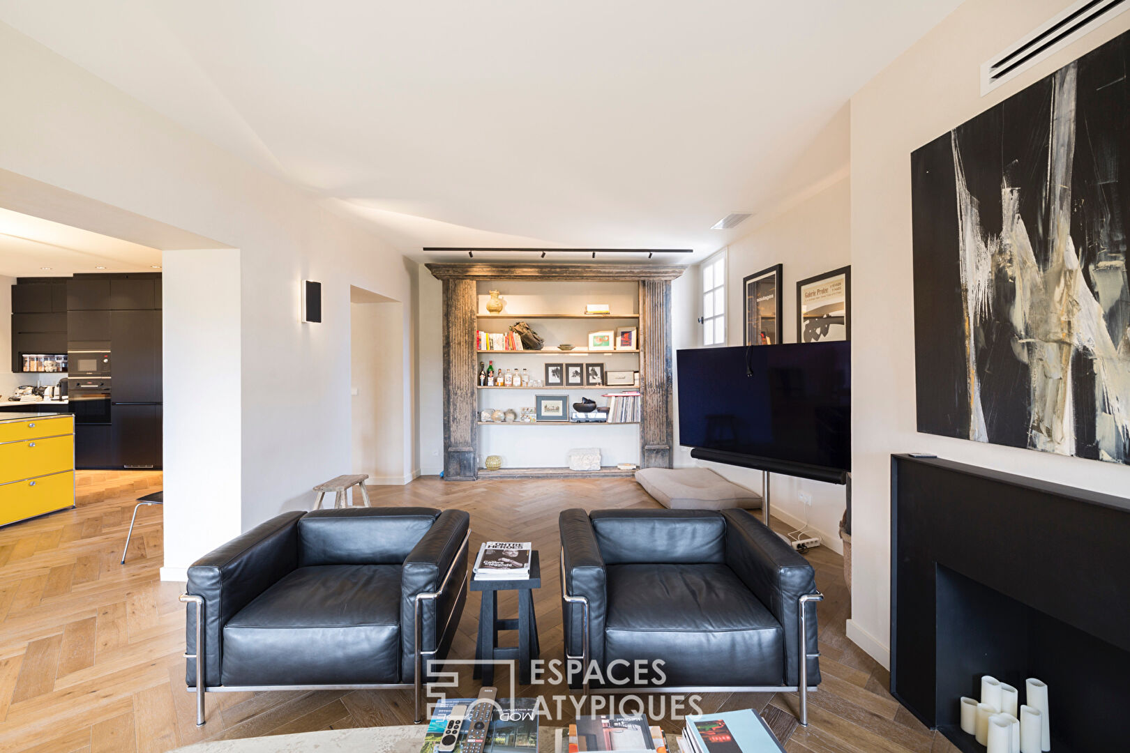 Yellow and black contemporary apartment