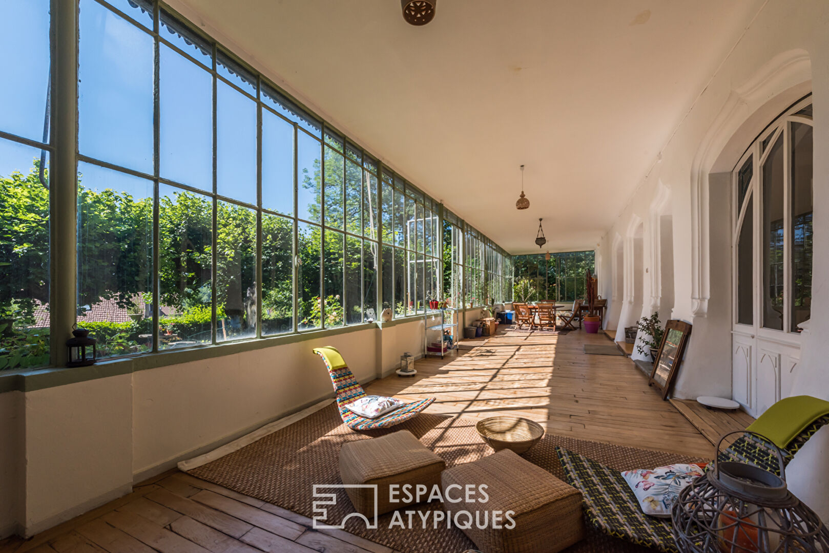 Canopy house