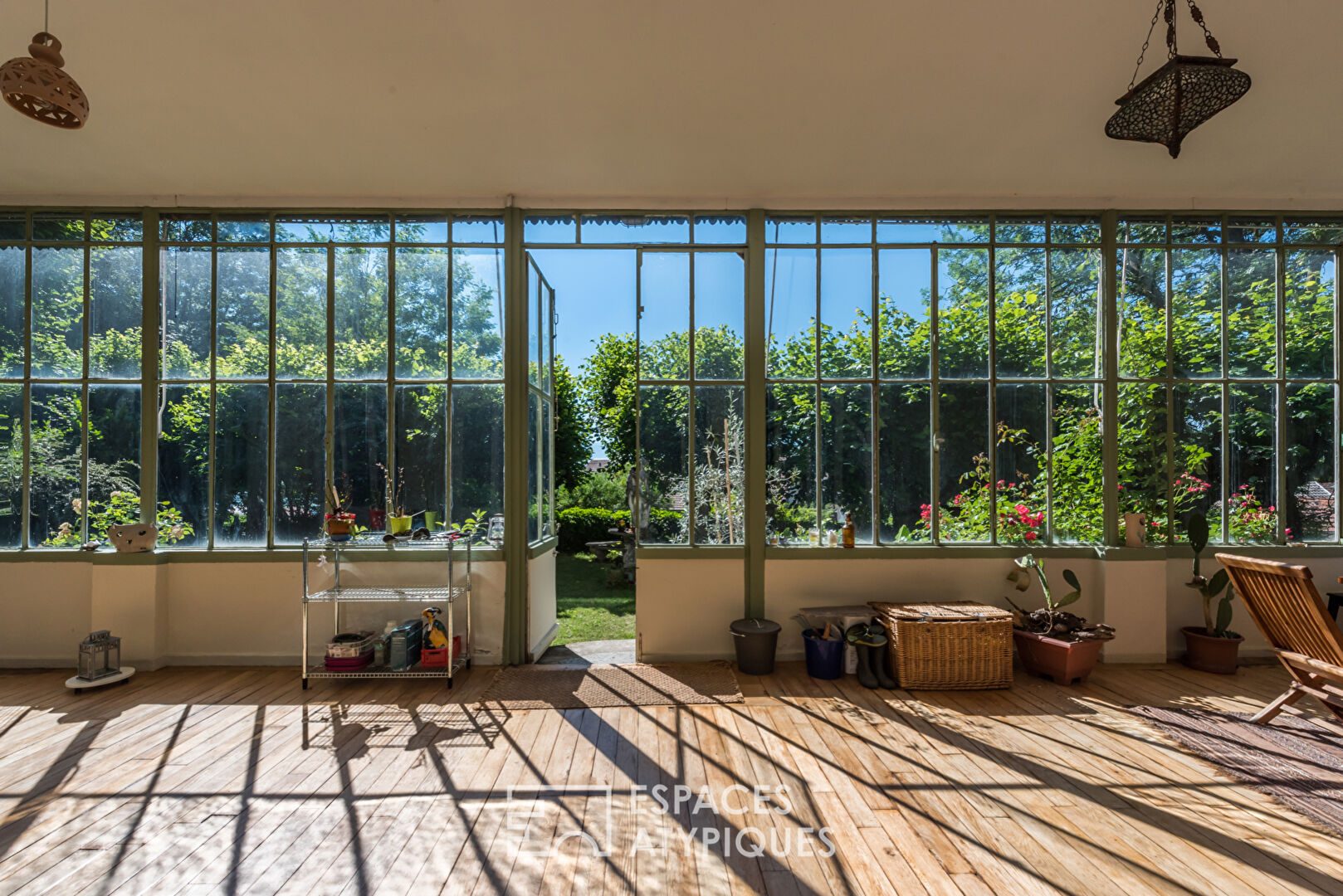 Canopy house