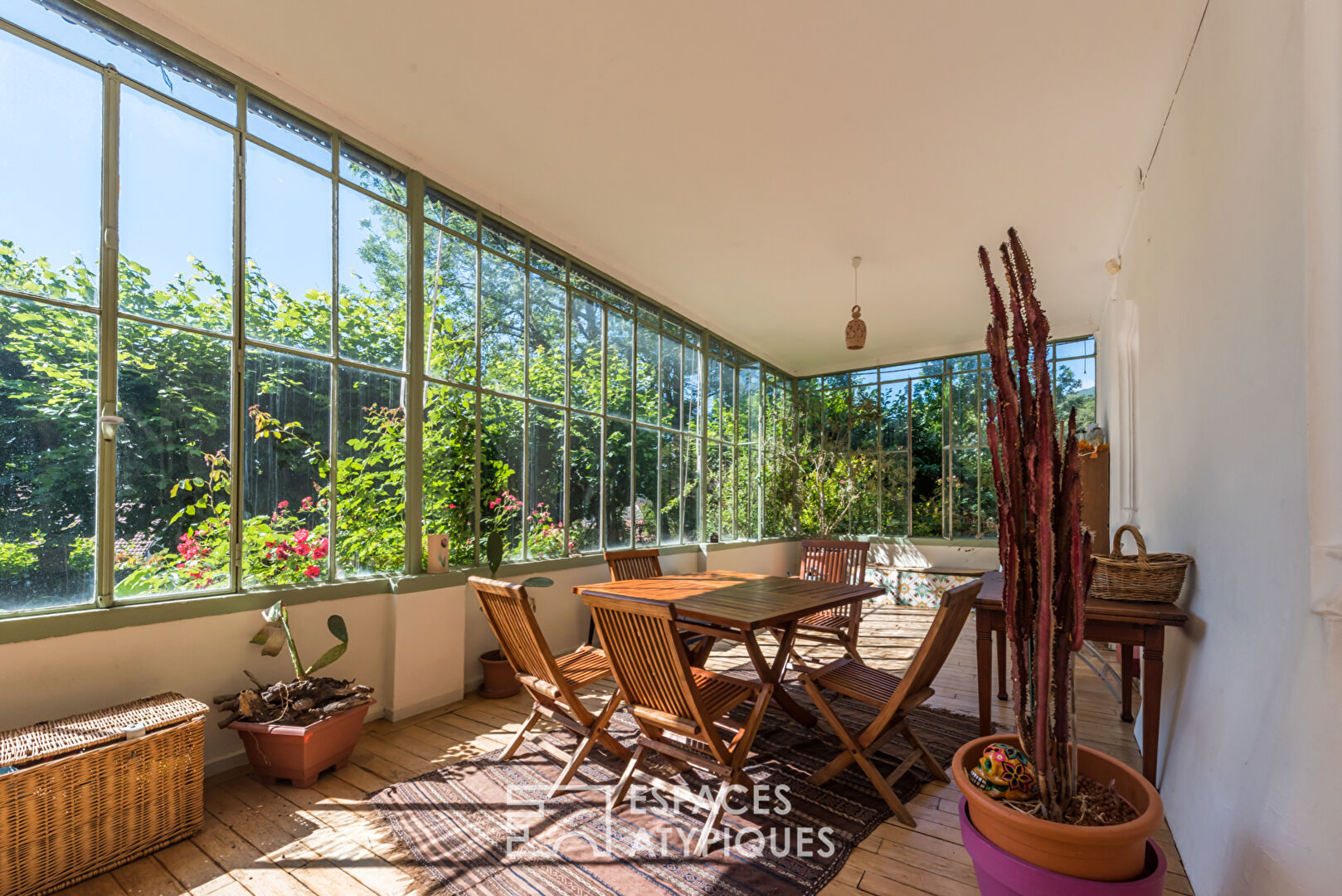 Canopy house