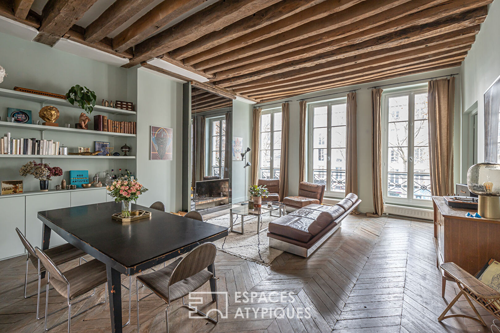 Appartement ancien rénové avec goût