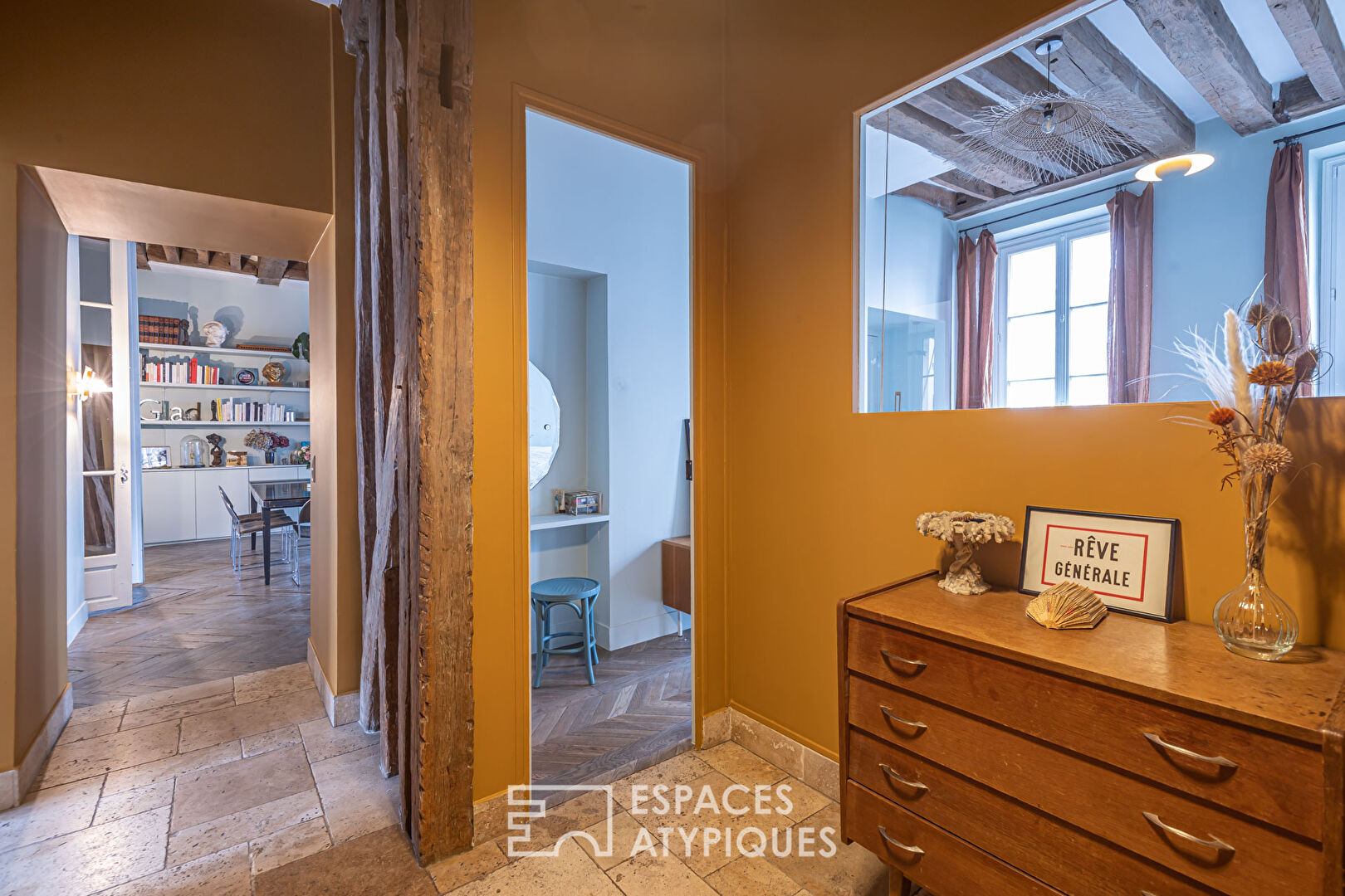 Appartement ancien rénové avec goût