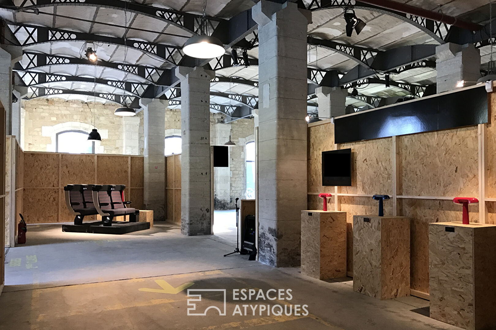 Factory renovated in Bordeaux
