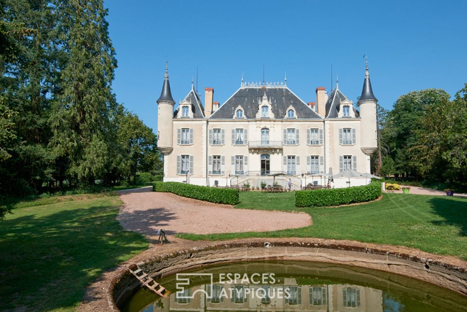 69490 VINDRY SUR TURDINE - Château de contes de fées - Réf. 1994