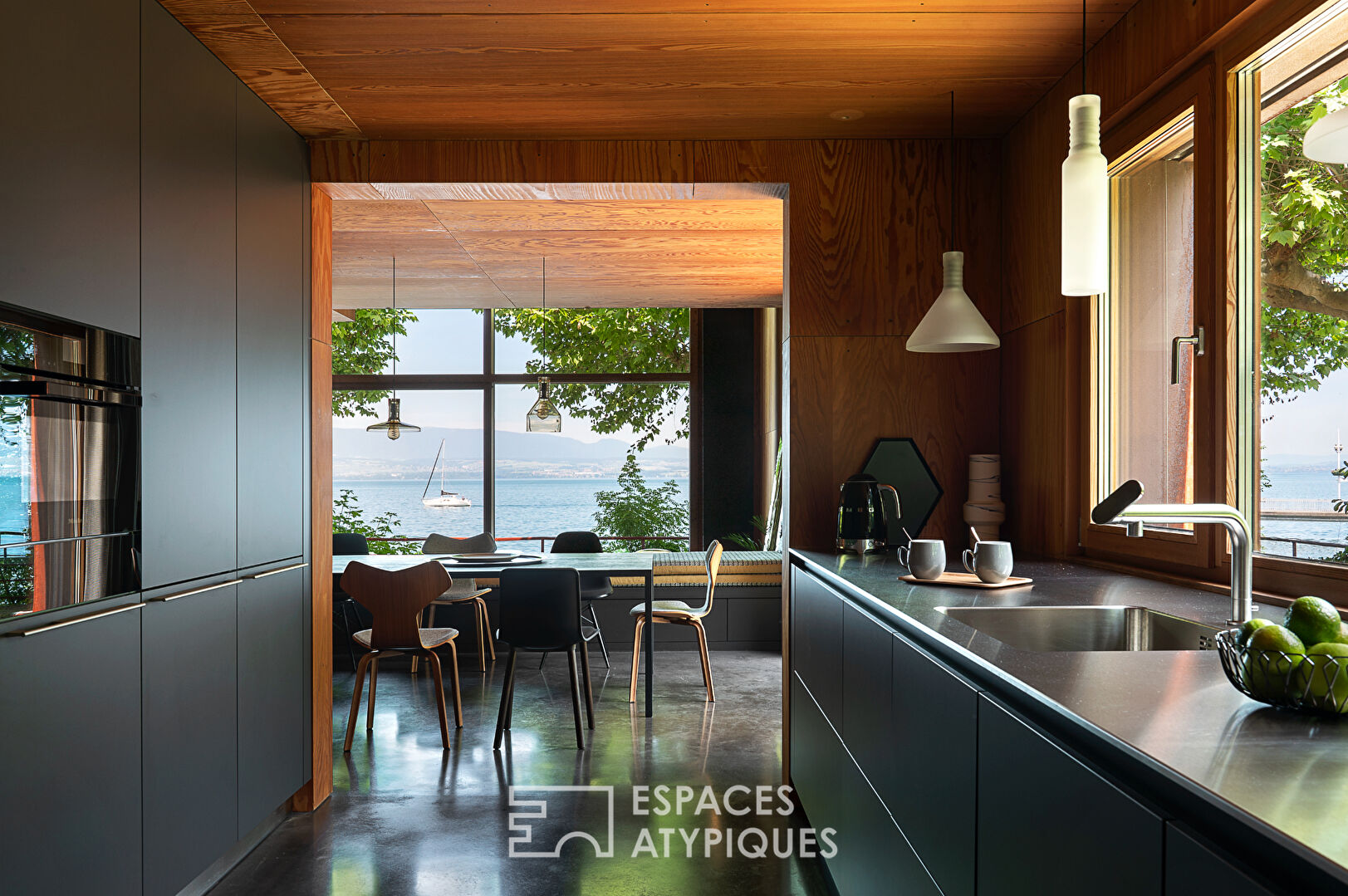 70s architect’s house by the lake