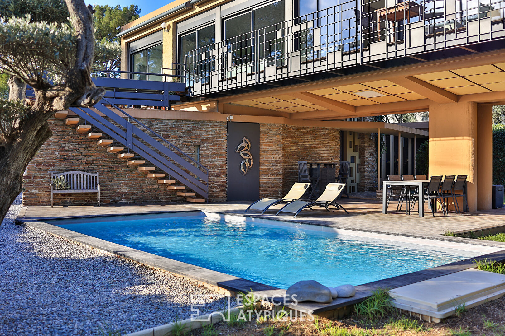Modernist architect’s villa from the 60’s