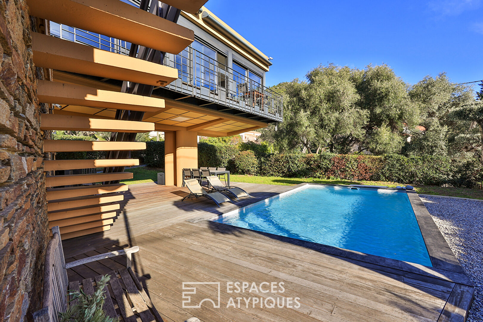 Modernist architect’s villa from the 60’s