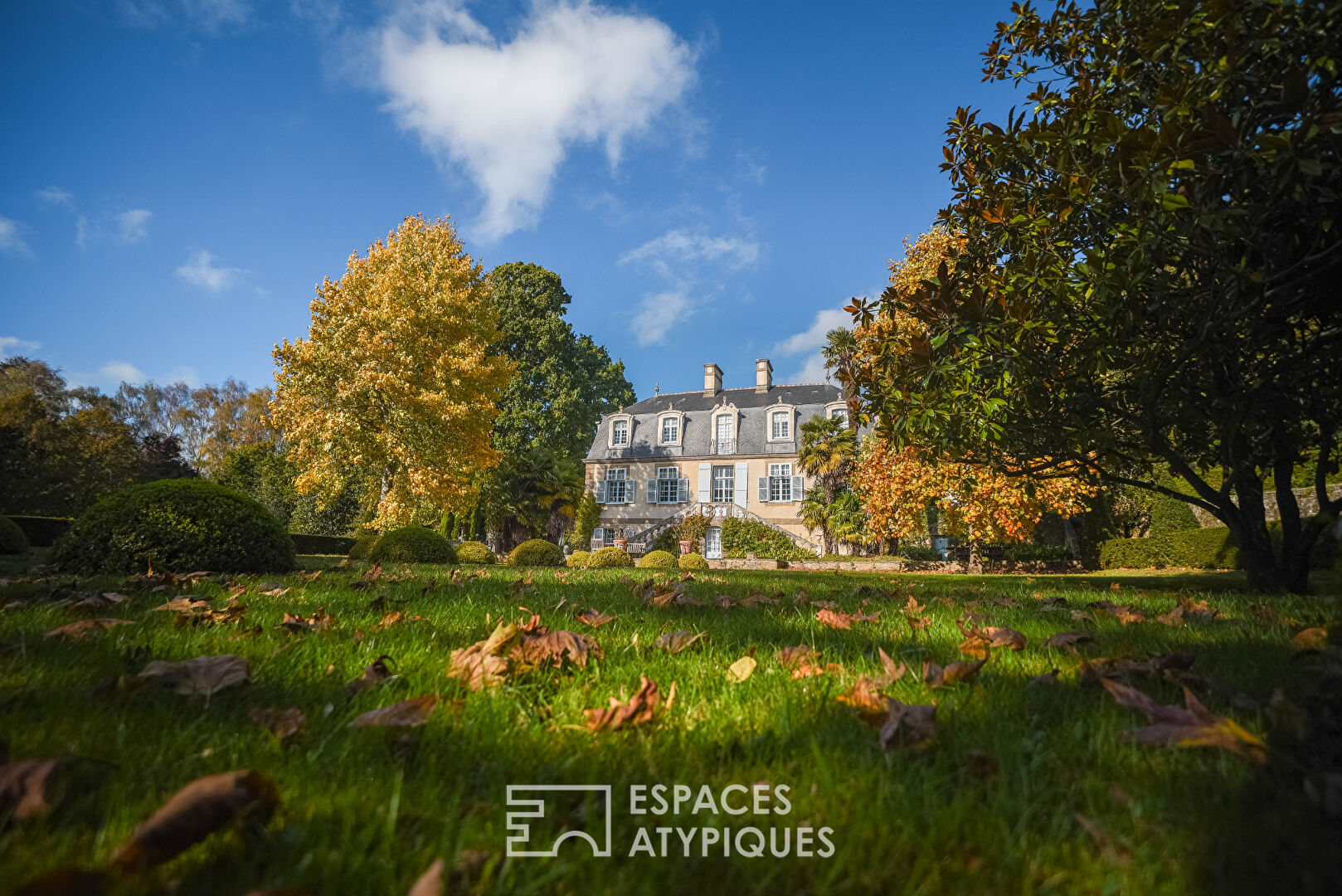 Maison et son parc naturel