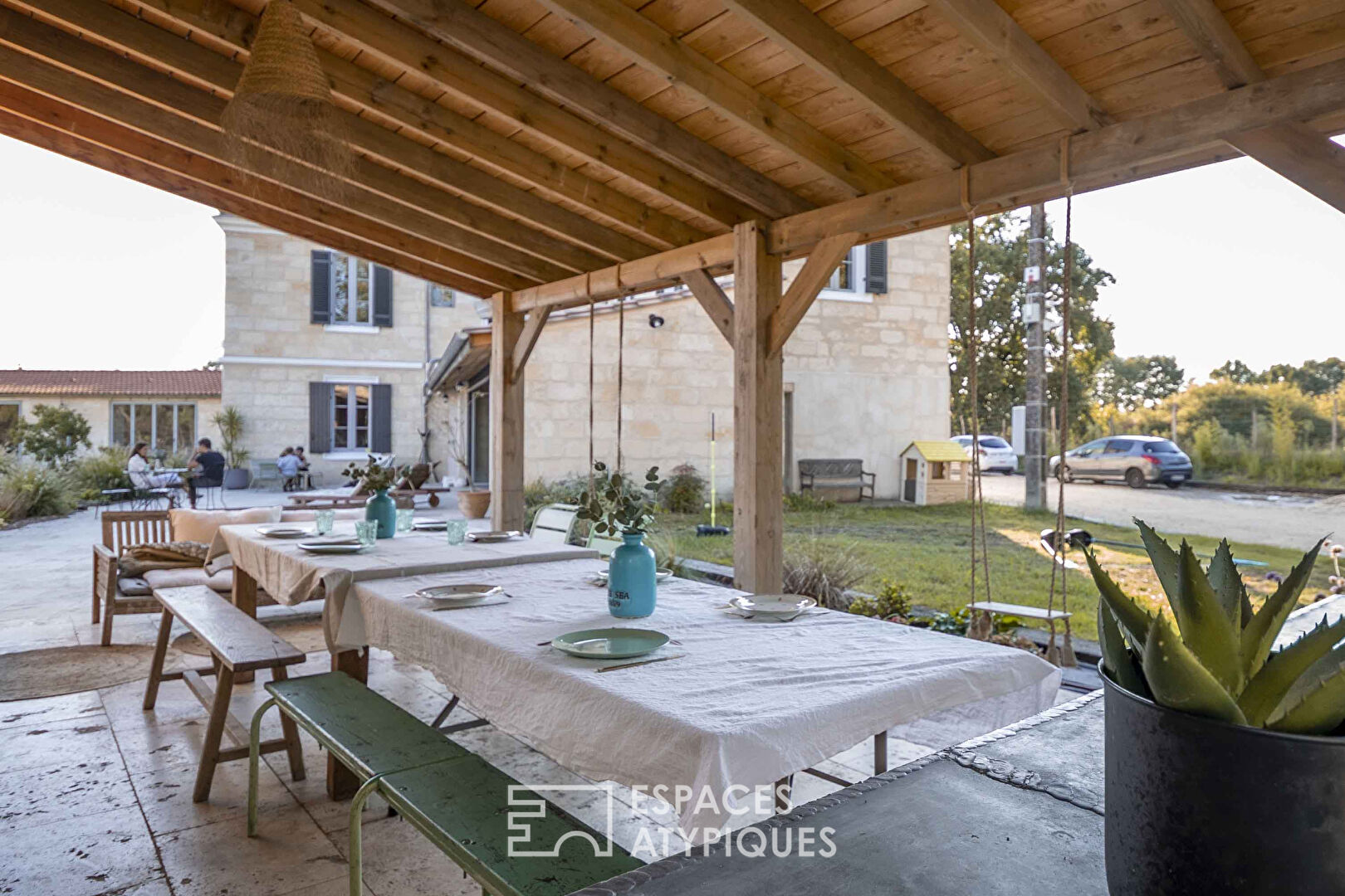 Bâtisse en pierre proche de Bordeaux
