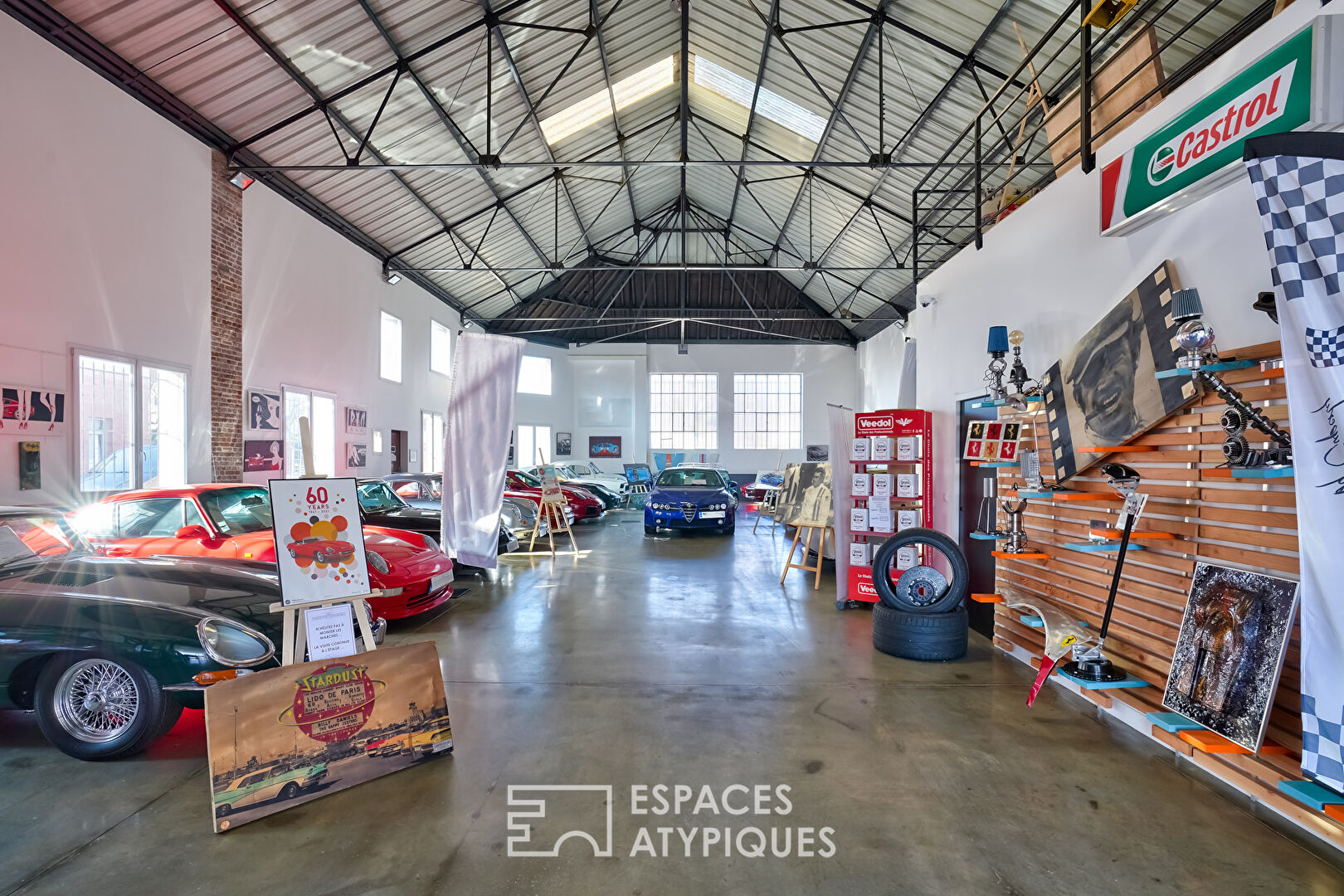 Garage Automobile au style industriel