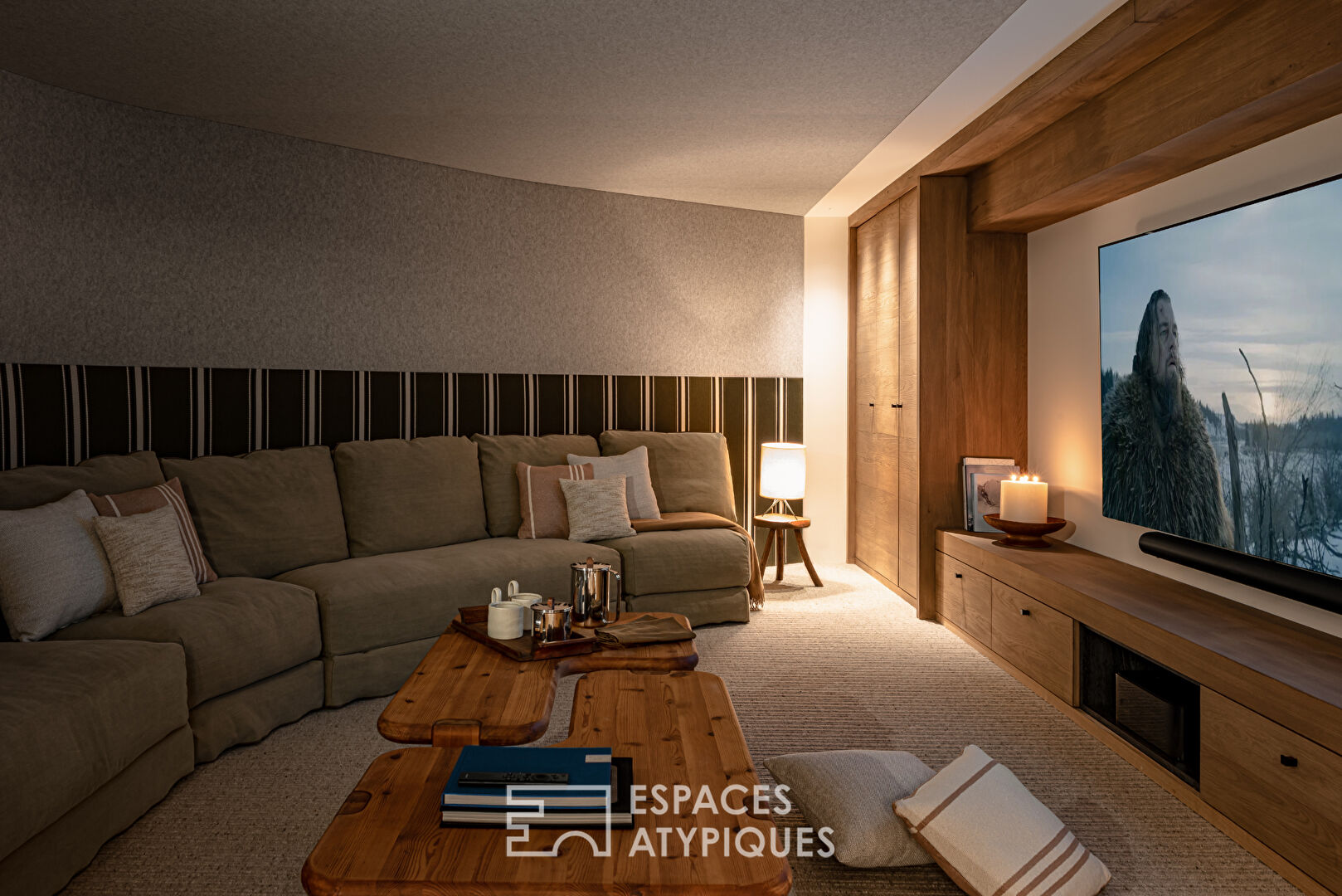 Exceptional designer contemporary chalet