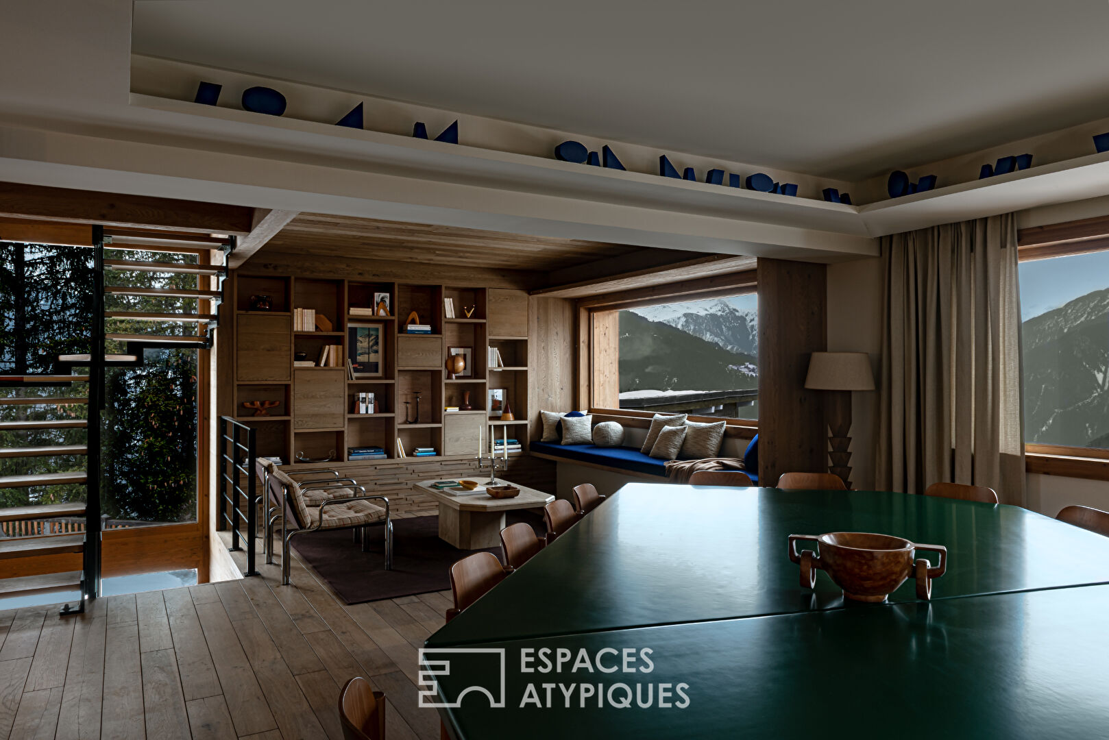 Exceptional designer contemporary chalet