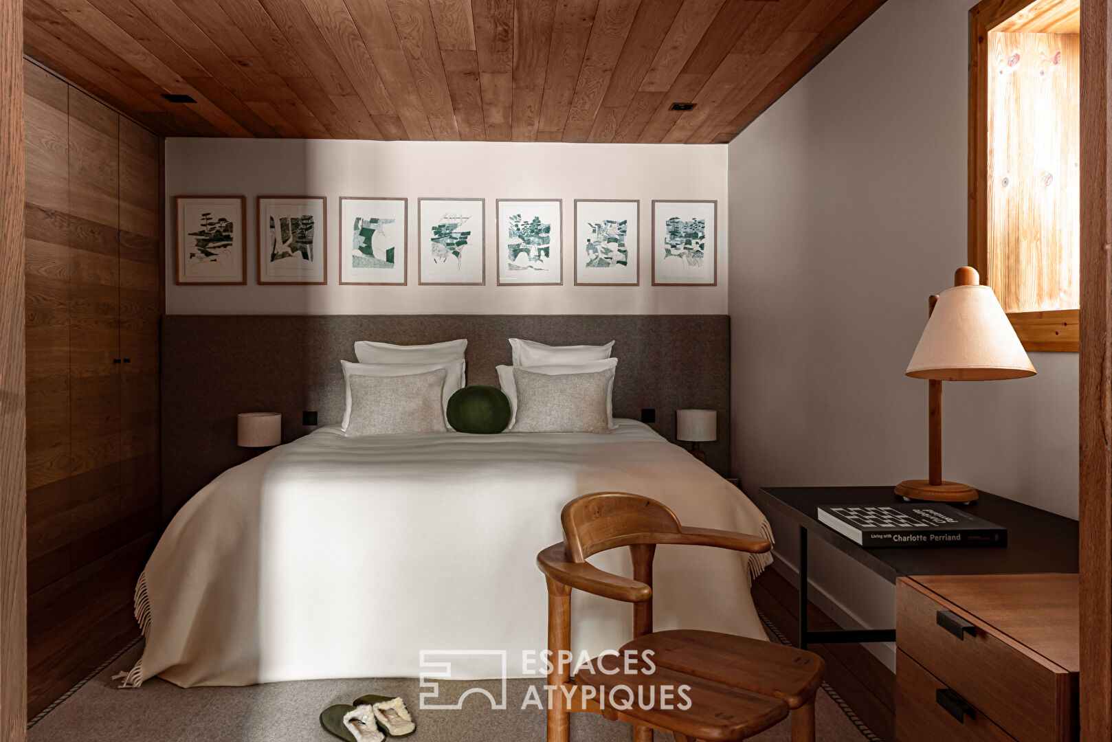 Exceptional designer contemporary chalet