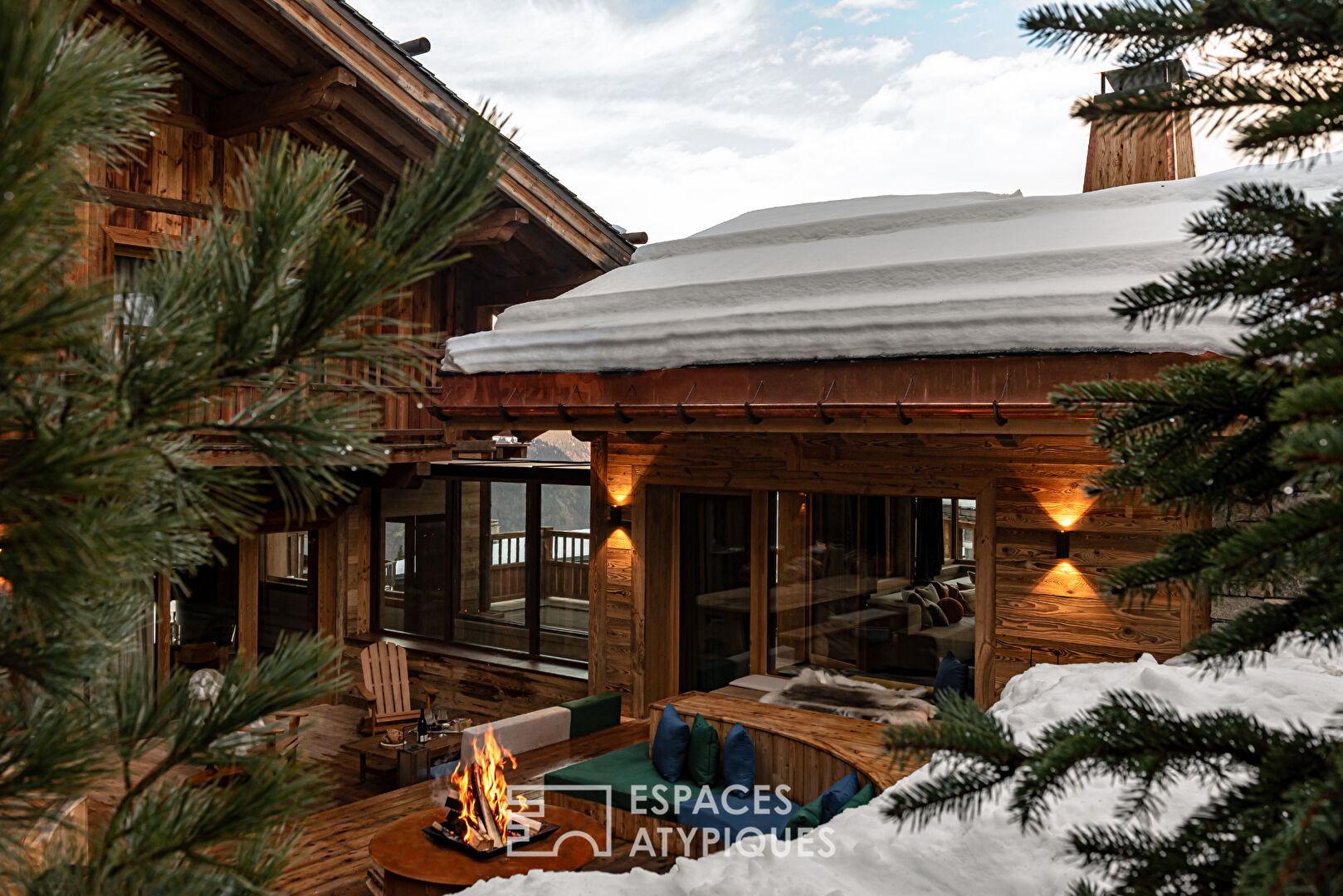 Exceptional designer contemporary chalet