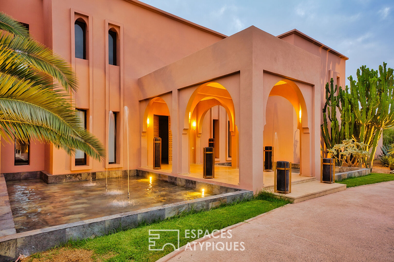 Villa luxueuse style arabo-andalou