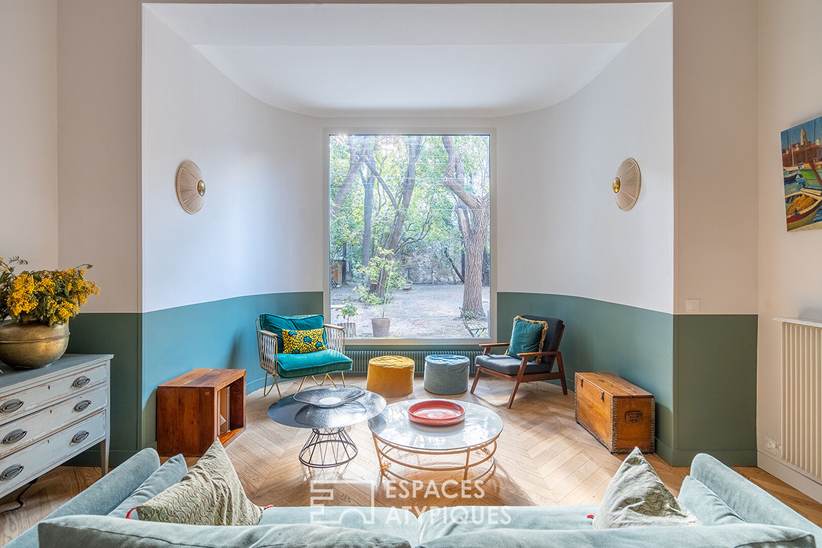 Bourgeois apartment with garden